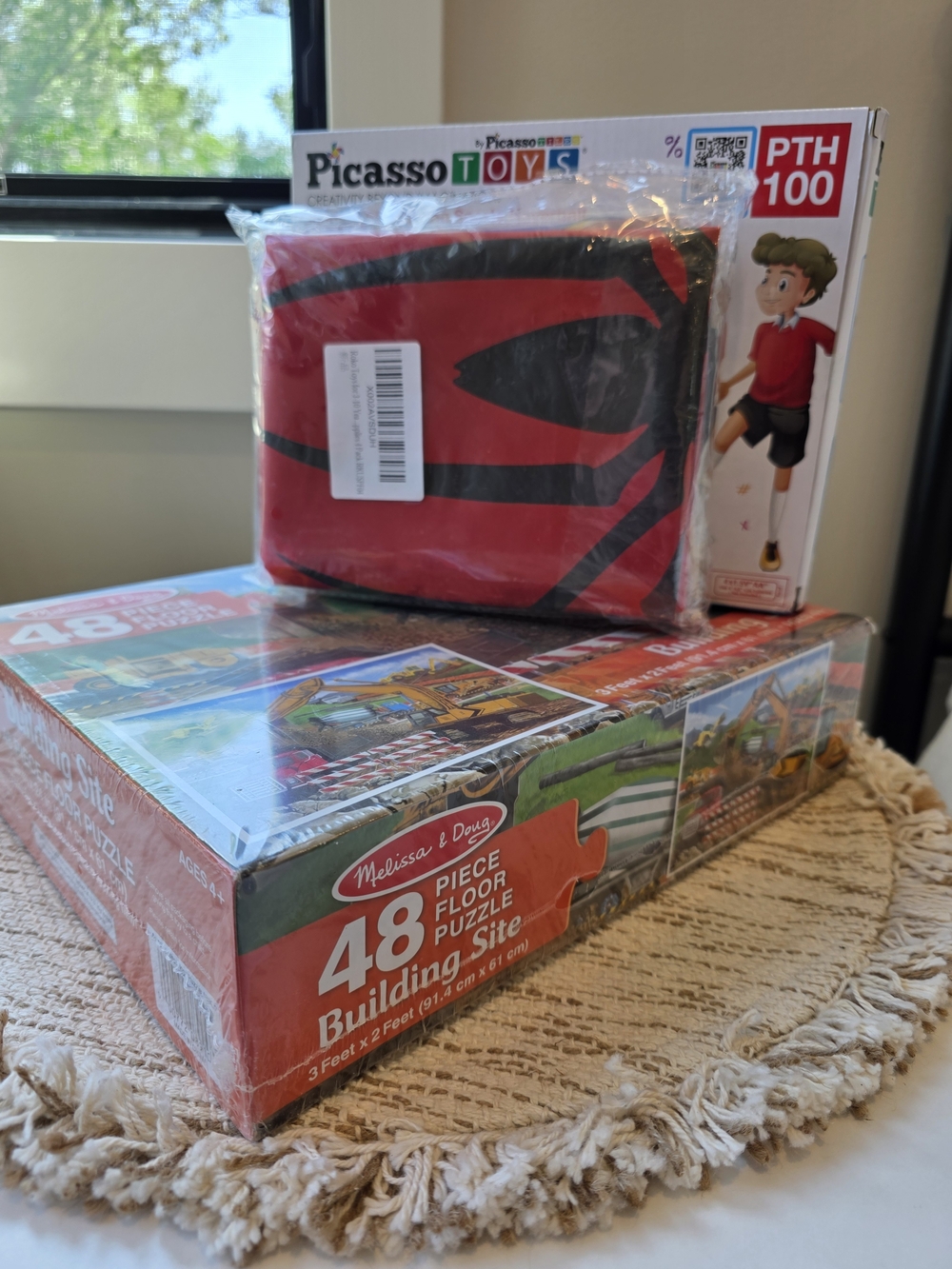 Boys Girls Toy Lot New Puzzle, Picasso Hover Soccer Ball, Dress Up Capes
